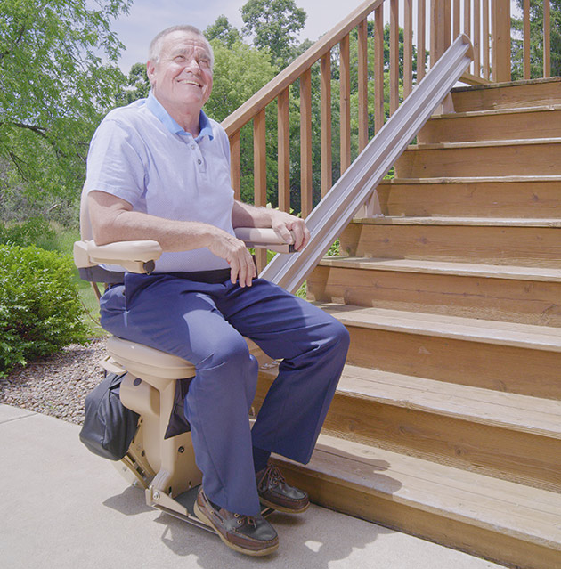 los angeles chairlift Bruno SRE2010E  liftchair outside stairchair outdoor exterior stairlift